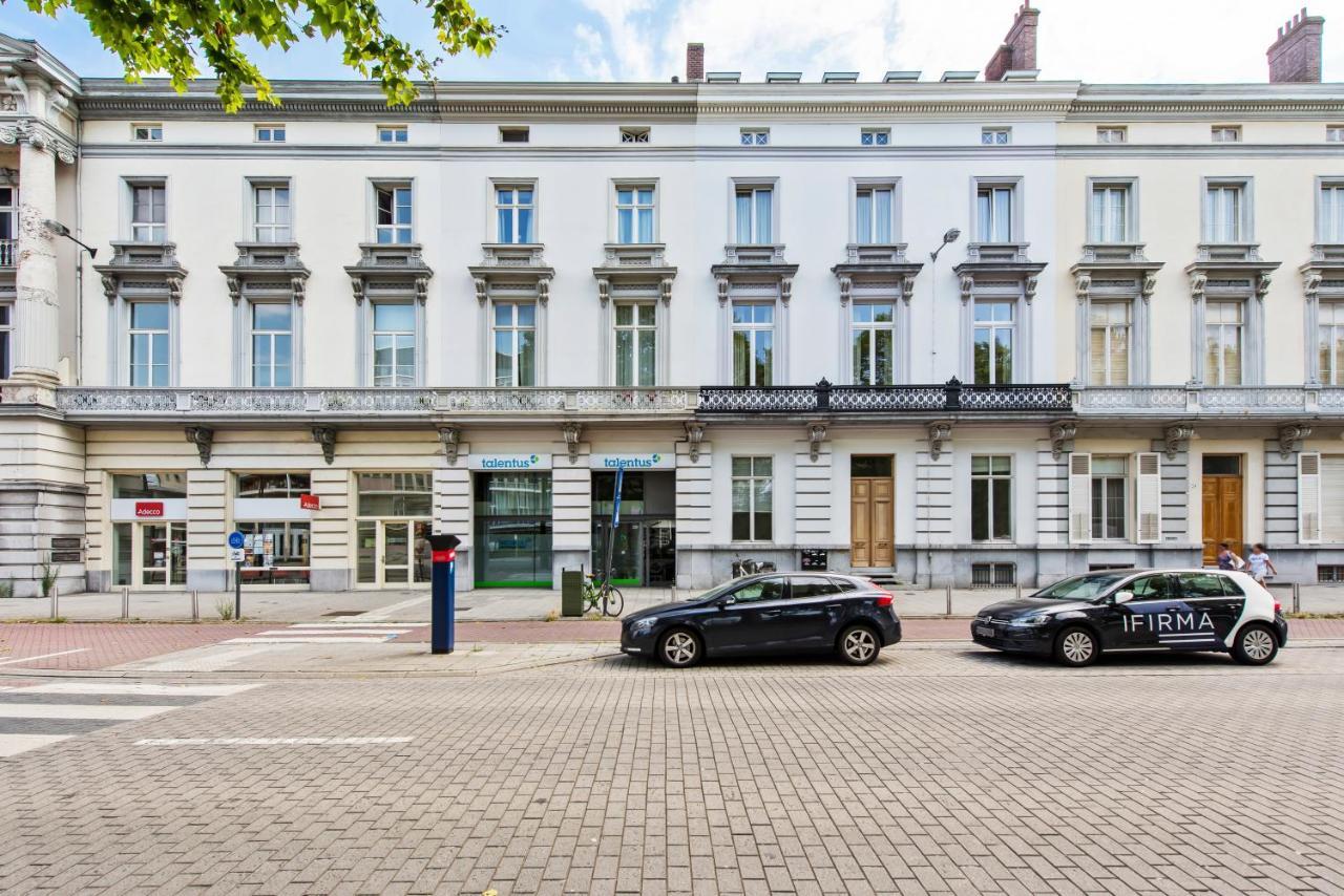 Appartement Classy In Center With Large Balcony *
