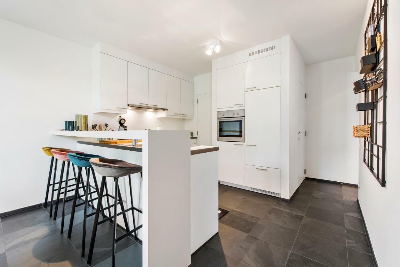 Appartement Classy In Center With Large Balcony Gand